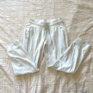 Ready To Rulu Jogger Crop